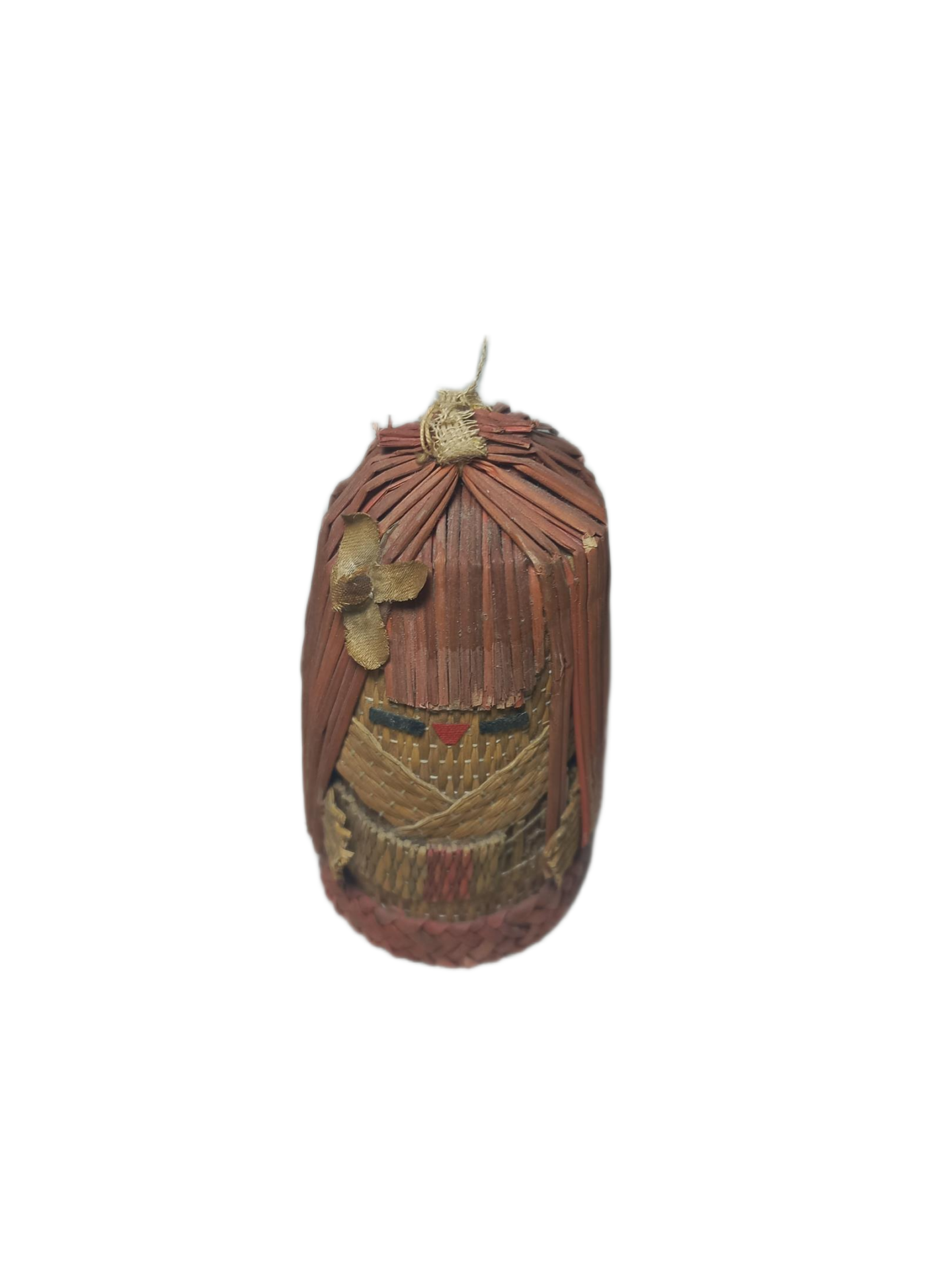 Boneco tradicional japones conhecido como Yukinko Kokeshi "criança da neve", feito de palha de arroz rústica.